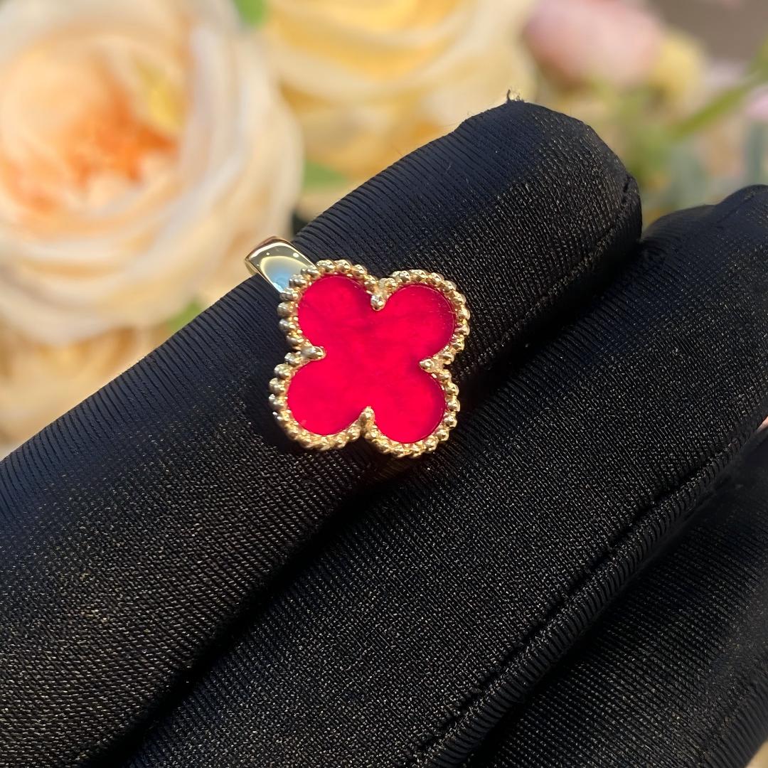 [Super CiCi]NEUE KLEEBATT-RINGE IN ROSA EMAILLE
