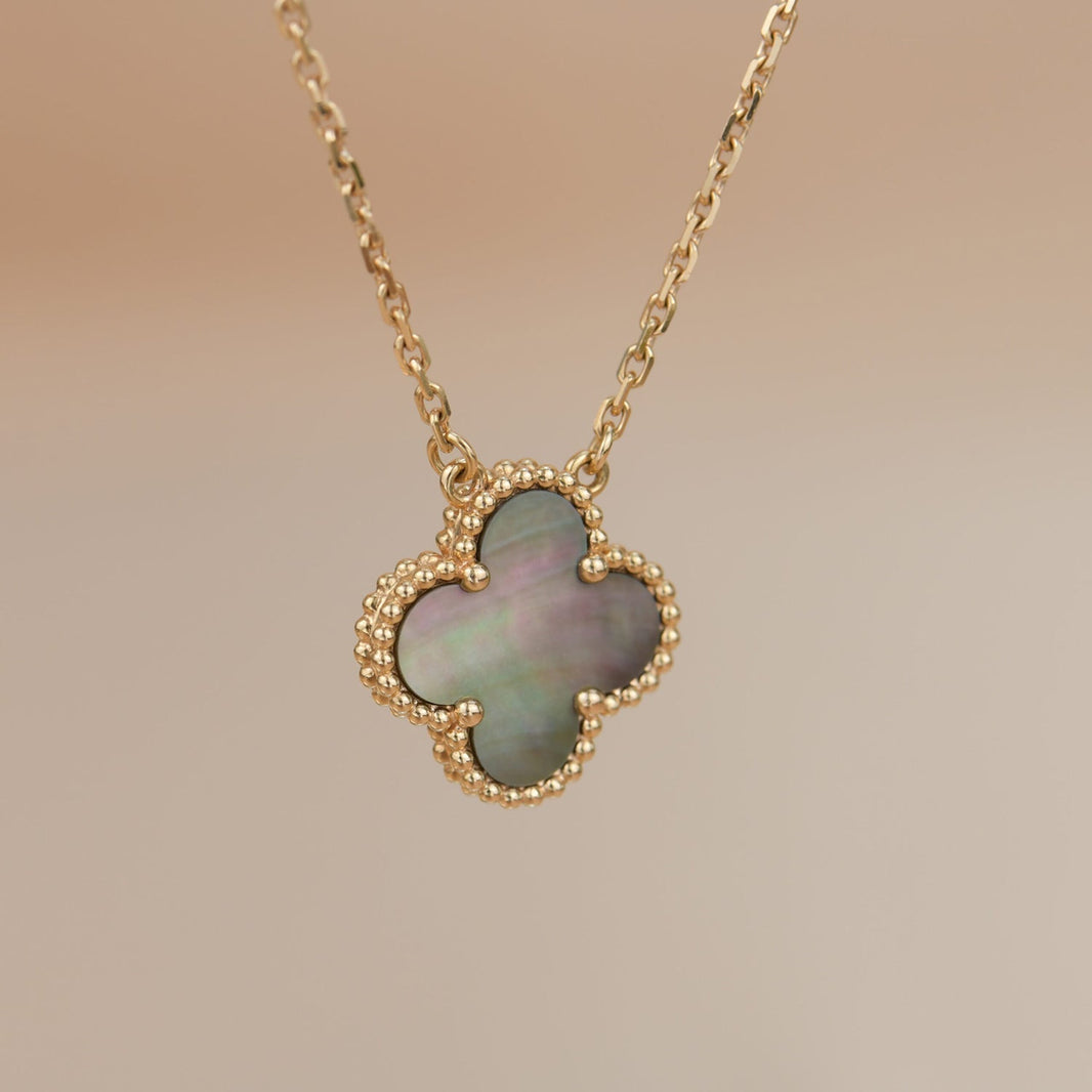 [Super Jewellery]CLOVER 15MM  GRAY MOTHER OF PEARL NECKLACE