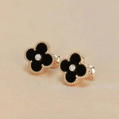 [Super Jewellery]CLOVER MEDIUM 1 MOTIFS ONYX DIAMOND EARRINGS