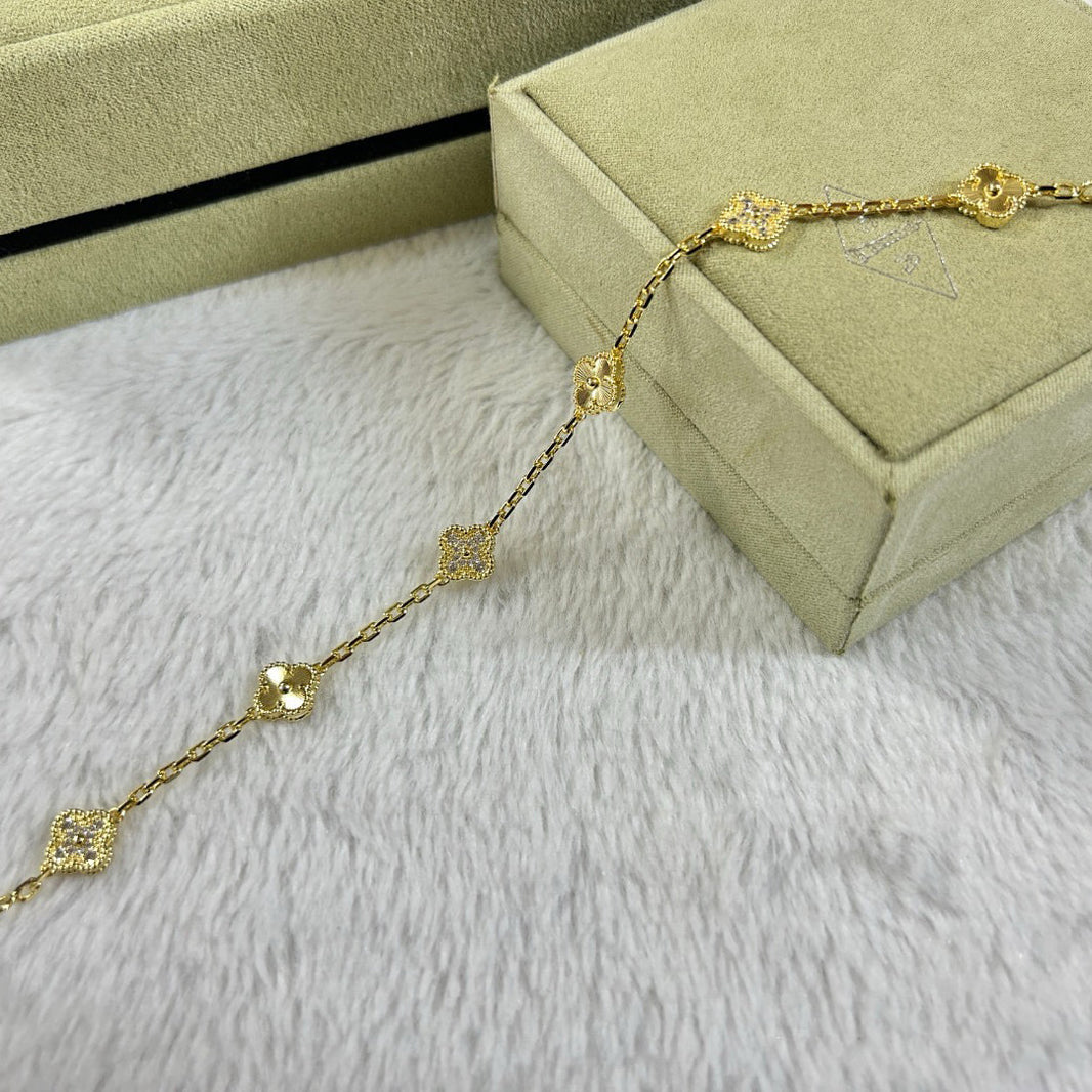 [Super Jewellery]CLOVER 6 MOTIF DIAMOND LASER BRACELET