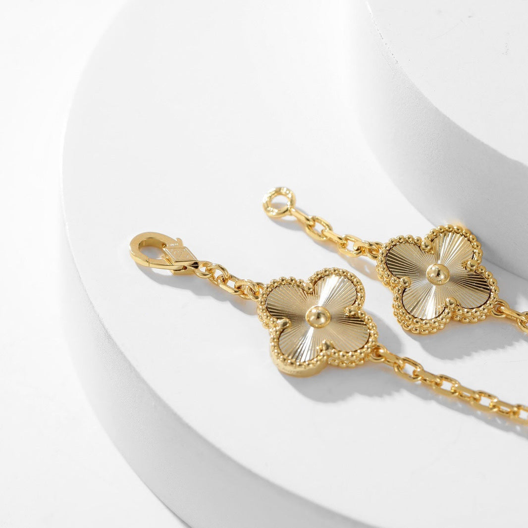 [Super Jewellery]CLOVER 10 MOTIFS LASER NECKLACE