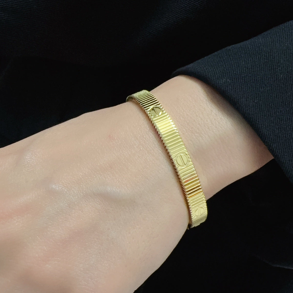 [Super CiCi ]LOVE UNLIMITED ARMBAND