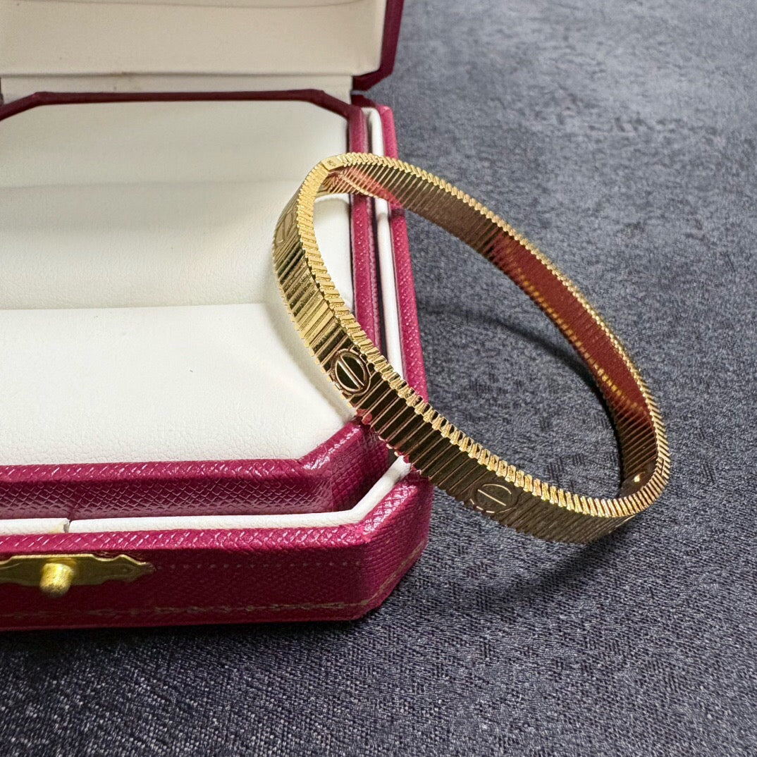 [Super CiCi ]LOVE UNLIMITED ARMBAND