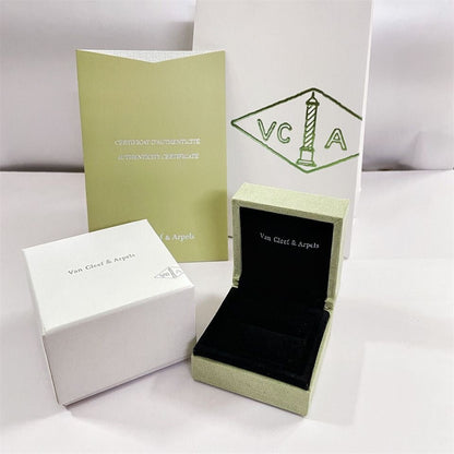 [Super Jewellery]VA CLOVER BRACELET NECKLACE RING BOX GIFT BAG