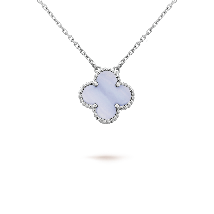 [Super Jewellery]CLOVER 15MM BLUE CHALCEDONY NECKLACE SILVER
