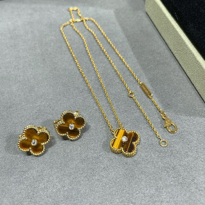 [Super Jewellery]CLOVER 15MM DIAMOND AND YELLOW TIGER'S EYE AGATE necklace