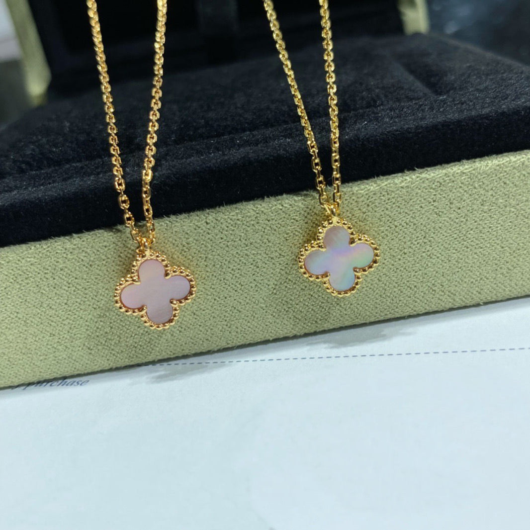 [Super Jewellery]CLOVER 9.5MM PINK MOTHER OF PEARL SINGLE FLOWER NECKLACE