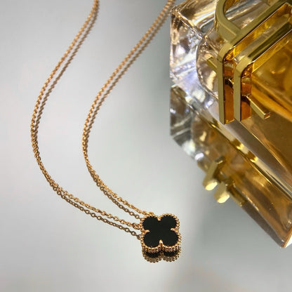 [Super Jewellery]CLOVER 15MM BLACK ONYX SINGLE FLOWER NECKLACE