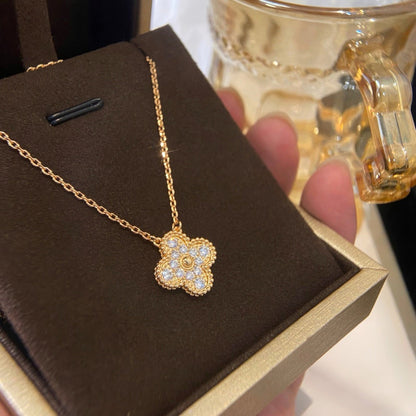 [Super Jewellery]CLOVER 15MM DIAMOND SINGLE FLOWER NECKLACE