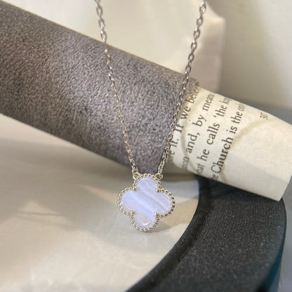 [Super Jewellery]CLOVER 15MM BLUE CHALCEDONY NECKLACE SILVER