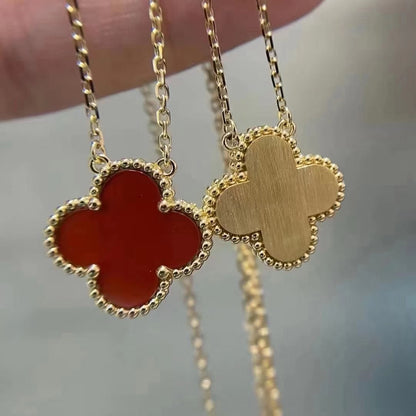 [Super Jewellery]CLOVER 15MM CARNELIAN SINGLE FLOWER NECKLACE