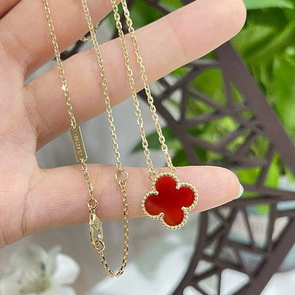 [Super Jewellery]CLOVER 15MM CARNELIAN SINGLE FLOWER NECKLACE