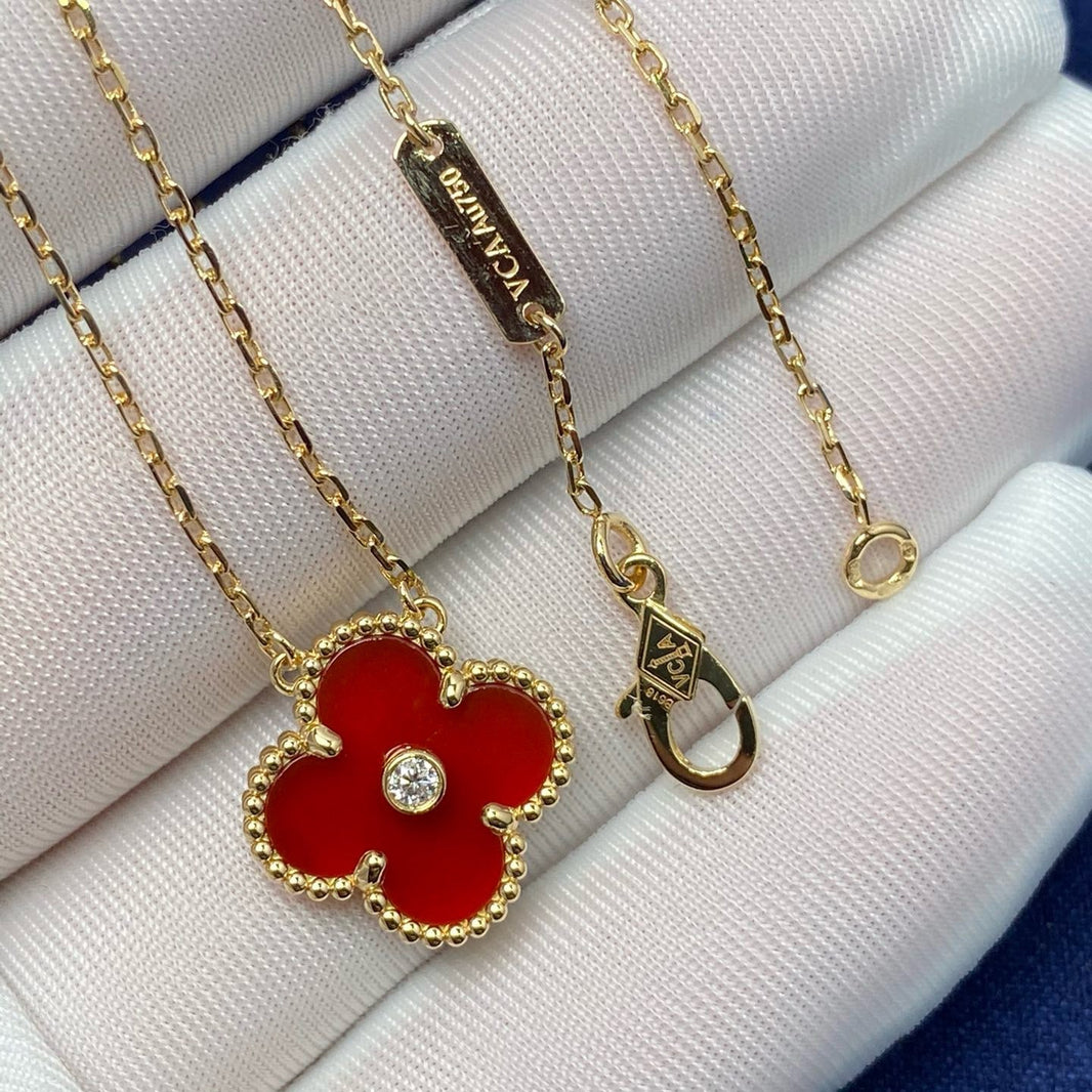 [Super Jewellery]CLOVER 15MM DIAMOND CARNELIAN NECKLACE