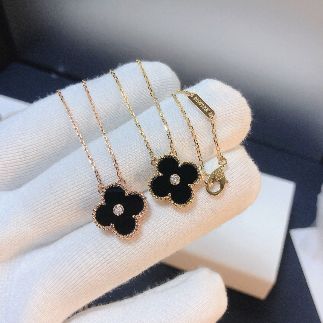 [Super CiCi] CLOVER 15MM DIAMANT-ONYX-HALSKETTE