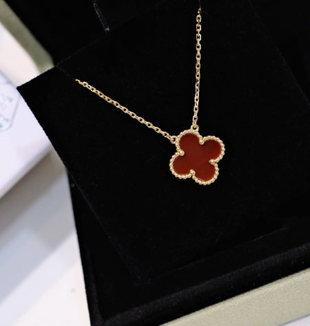 [Super Jewellery]CLOVER 15MM CARNELIAN SINGLE FLOWER NECKLACE