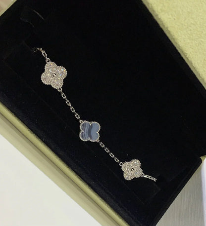 [Super Jewellery] CLOVER 5 MOTIF PURPLE CHALCEDONY BRACELET COLLECTION