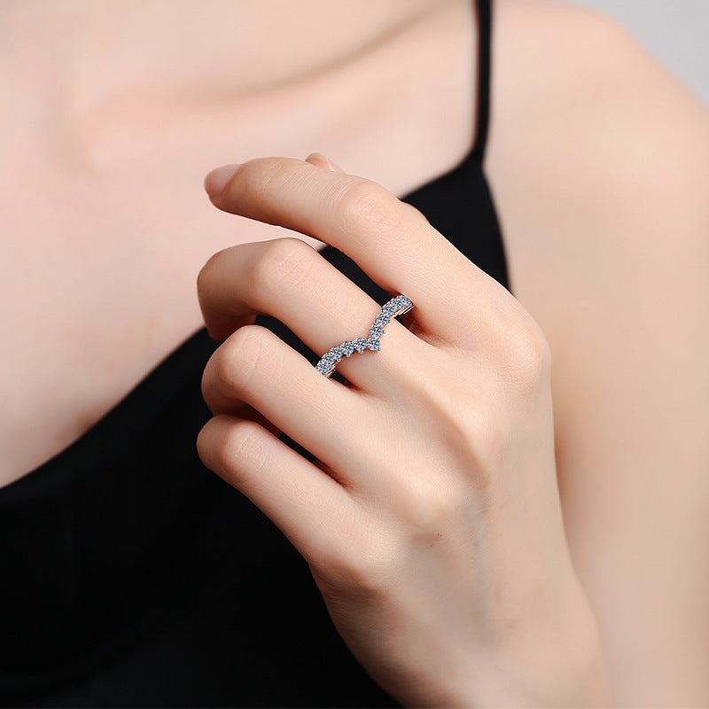 [Super CiCi]ELEGANT V-FÖRMIGER CHEVRON-MOISSANIT-RING
