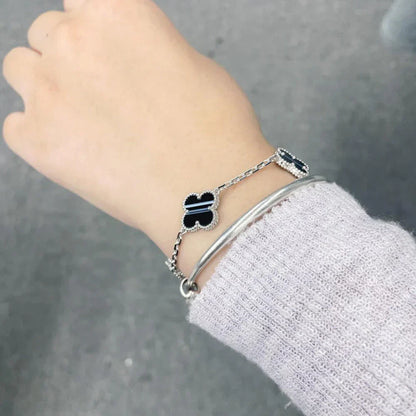 [Super Jewellery] CLOVER 5 MOTIF PULSAR STONE BRACELET COLLECTION