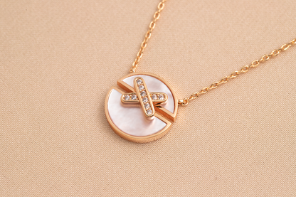 [Super Jewellery]JEUX DE PINK GOLD DIAMOND NECKLACE