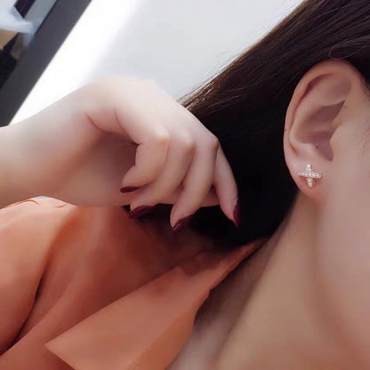 [Super Jewellery]JEUX DE GOLD DIAMOND EARRINGS
