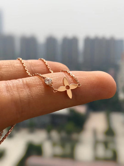 [Super Jewellery]BLOSSOM PENDANT PINK GOLD AND DIAMOND