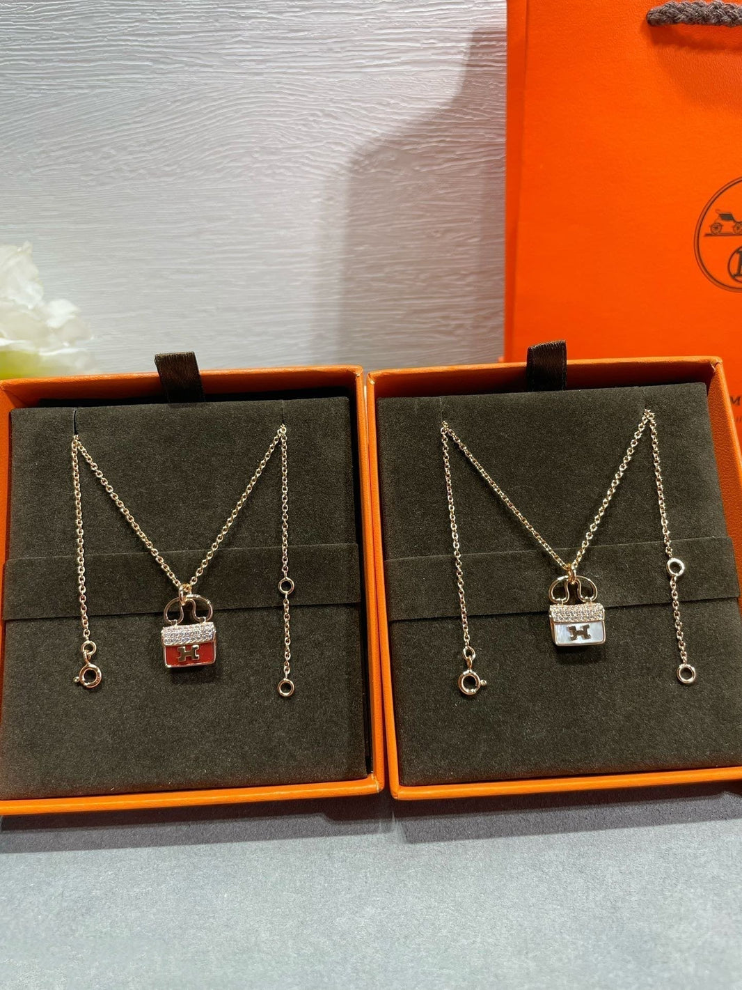 [Super Jewellery]H CIRCE MOISSANITE PENDANT NECKLACE GOLD