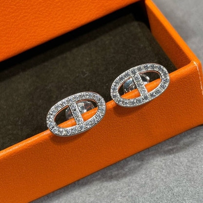 [Super Jewellery]HM FULL DIAMOND PIG NOSE STUD EARRINGS
