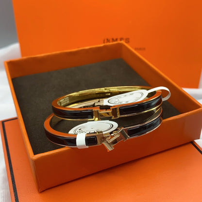[Super Jewellery]CLASSIC HM CLIC BLACK 8MM ENAMEL BRACELET