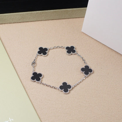 [Super Jewellery] CLOVER 5 MOTIF ONYXS BRACELET COLLECTION