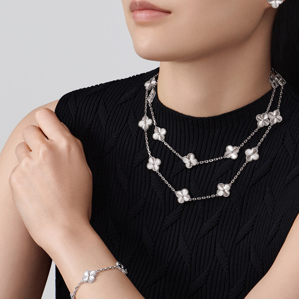 [Super Jewellery]CLOVER 20 MOTIFS DIAMOND SILVER