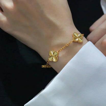 [Super Jewellery] CLOVER 5 MOTIF LASER BRACELET COLLECTION