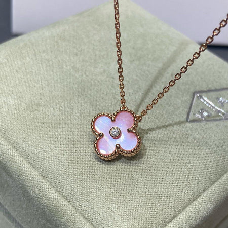 [Super Jewellery]CLOVER 15MM DIAMOND PINK MOP NECKLACE