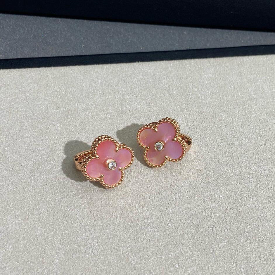 [Super Jewellery]CLOVER MEDIUM 1 DIAMOND PINK EARRINGS