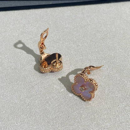 [Super Jewellery]CLOVER MEDIUM 1 DIAMOND PINK EARRINGS