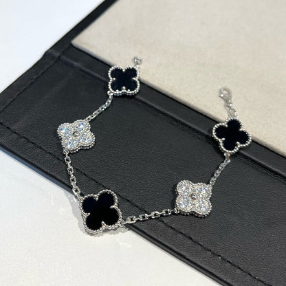 [Super Jewellery] CLOVER 5 MOTIF ONYXS BRACELET COLLECTION
