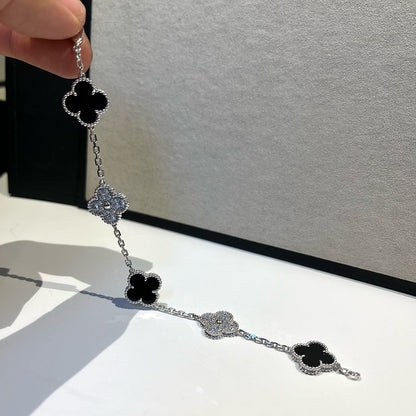 [Super Jewellery] CLOVER 5 MOTIF ONYXS BRACELET COLLECTION