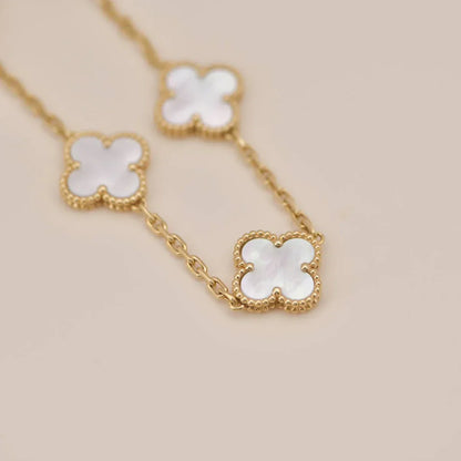 [Super Jewellery]CLOVER WHITE PEARL MOP 5 MOTIF BRACELET COLLECTION
