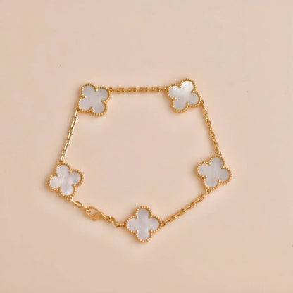[Super Jewellery]CLOVER WHITE PEARL MOP 5 MOTIF BRACELET COLLECTION