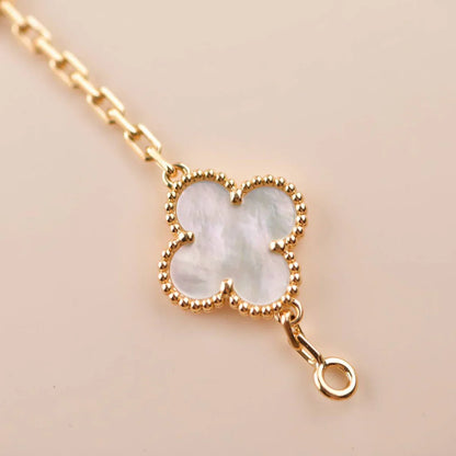 [Super Jewellery]CLOVER WHITE PEARL MOP 5 MOTIF BRACELET COLLECTION