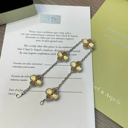 [Super Jewellery] CLOVER 5 MOTIF LASER BRACELET COLLECTION