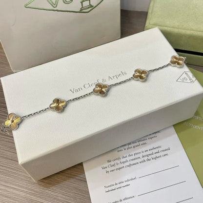 [Super Jewellery] CLOVER 5 MOTIF LASER BRACELET COLLECTION