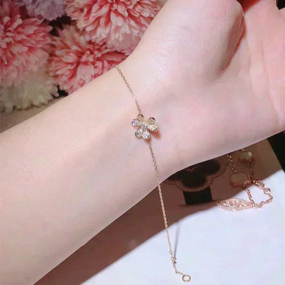 [Super Jewellery]FRIVOLE GOLD FLOWER DIAMOND BRACELET