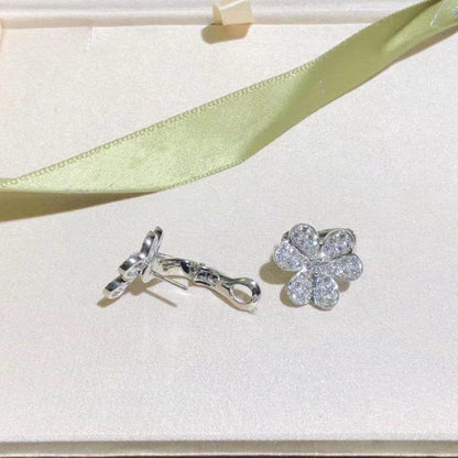 [Super Jewellery]FRIVOLE SILVER FLOWER DIAMOND EARRINGS