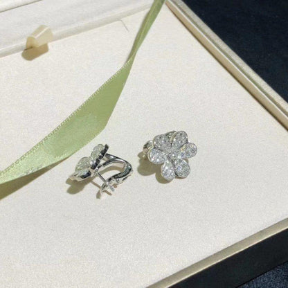 [Super Jewellery]FRIVOLE SILVER FLOWER DIAMOND EARRINGS