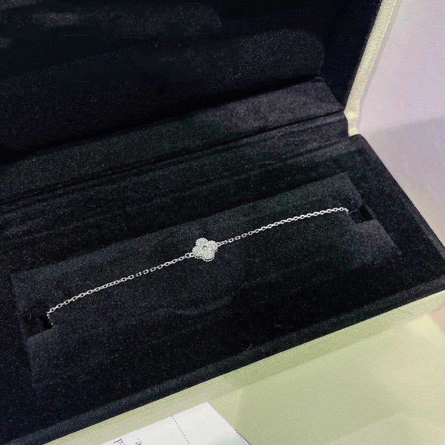 [Super Jewellery]CLOVER  SINGLE FLOWER BRACELET SILVER