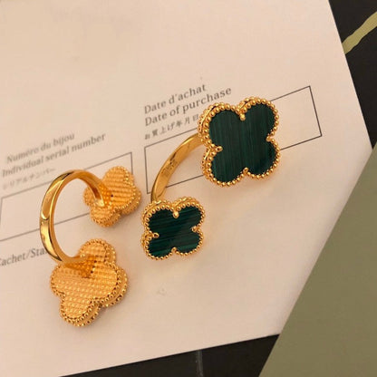 [Super Jewellery]CLOVER BETWEEN THE FINGER RING