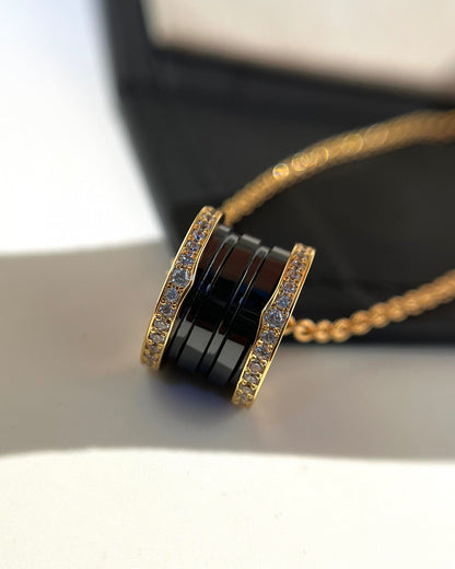 [Super]ZERO 1 BLACK CERAMIC DIAMOND PINK GOLD NECKLACE