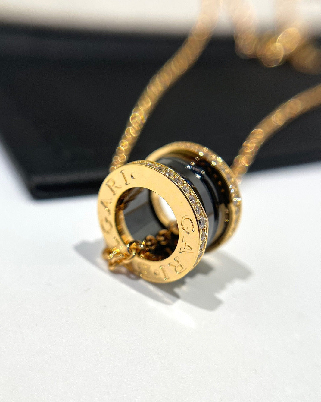 [Super]ZERO 1 BLACK CERAMIC DIAMOND PINK GOLD NECKLACE